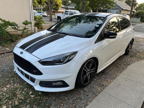 2016 Ford Focus ST Base