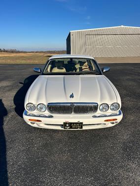 2001 Jaguar XJ8 L