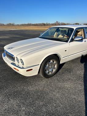 2001 Jaguar XJ8 L