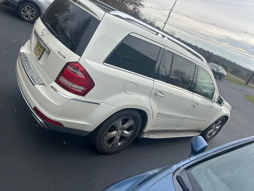 White 2012 Mercedes-Benz GL-Class GL 450 4MATIC