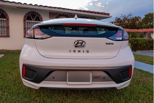 2020 Hyundai IONIQ Hybrid Limited