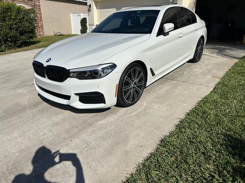 2019 BMW 540 i