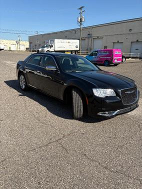 2017 Chrysler 300C Base