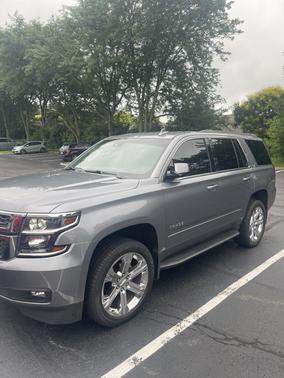 Gray 2019 Chevrolet Tahoe LT
