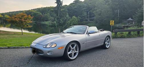 2001 Jaguar XK8 Base