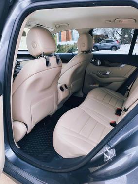 2017 Mercedes-Benz GLC 300 4MATIC