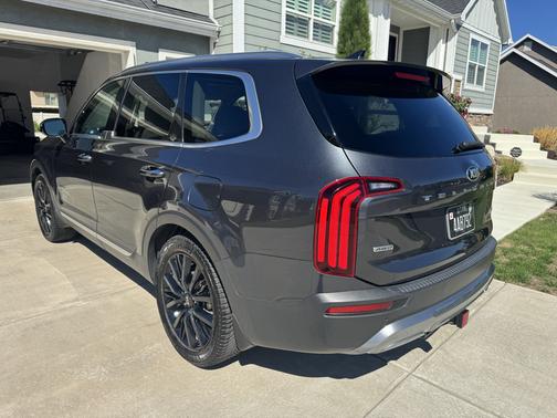 Gray 2020 Kia Telluride SX
