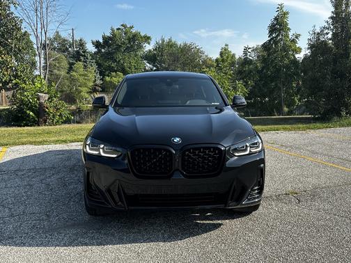 2024 BMW X4 xDrive30i