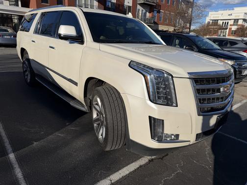2015 Cadillac Escalade ESV Luxury