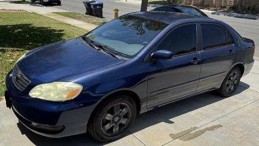 2005 Toyota Corolla LE