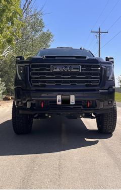 2025 GMC Sierra 2500 AT4