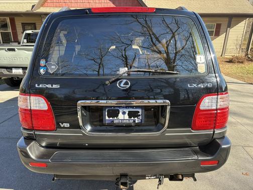 2002 Lexus LX 470 Base