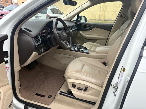 2019 Audi Q7 55 Premium Plus