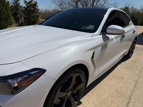 White 2019 Genesis G70 3.3T Advanced