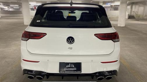 2022 Volkswagen Golf R Base