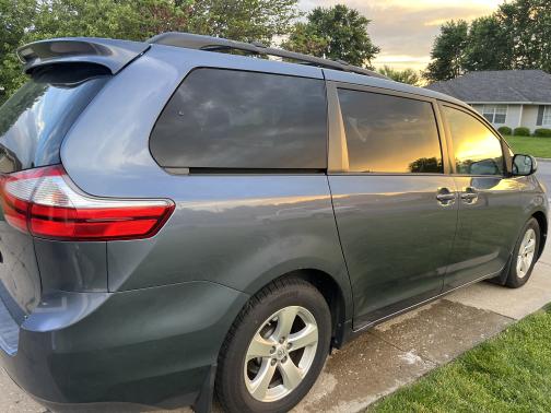 2015 Toyota Sienna LE