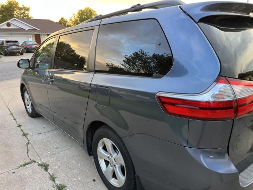 2015 Toyota Sienna LE
