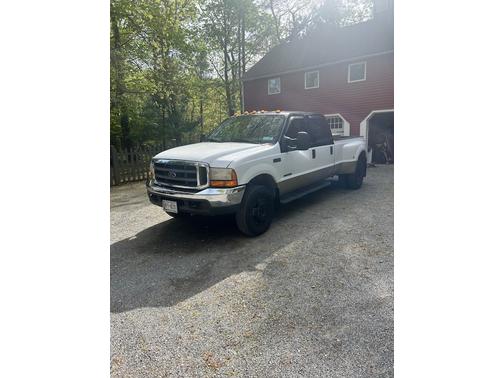 2000 Ford F-350 Lariat Crew Cab Super Duty DRW