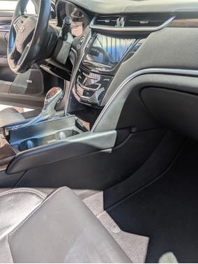 Black 2016 Cadillac XTS Luxury