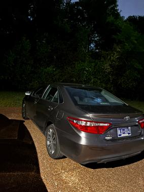 Gray 2015 Toyota Camry XSE
