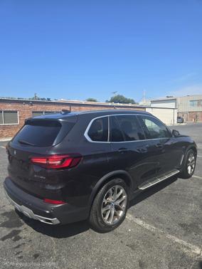 Gray 2023 BMW X5 PHEV xDrive45e
