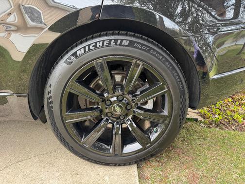 2021 Land Rover Range Rover Sport HSE Silver Edition