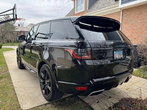2021 Land Rover Range Rover Sport HSE Silver Edition