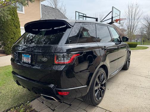 2021 Land Rover Range Rover Sport HSE Silver Edition