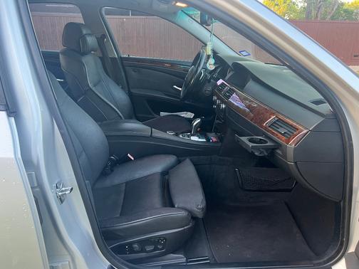 Silver 2008 BMW 535 i