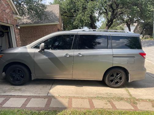 Gray 2012 Nissan Quest SV