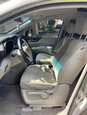 Gray 2012 Nissan Quest SV