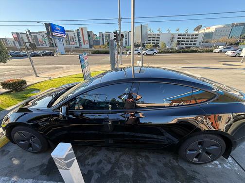 2023 Tesla Model 3 Base