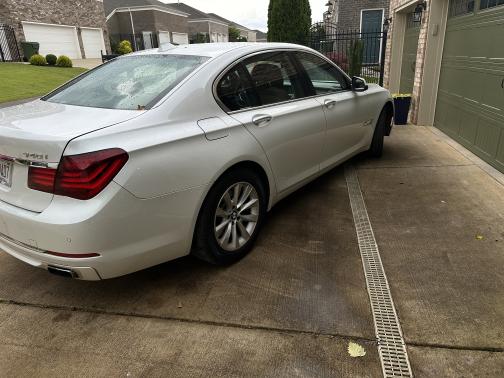 2015 BMW 740 i