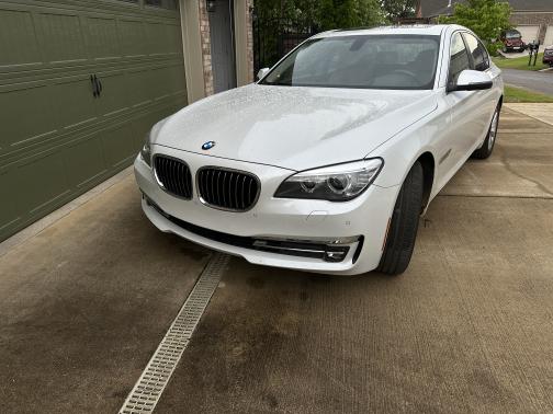 2015 BMW 740 i