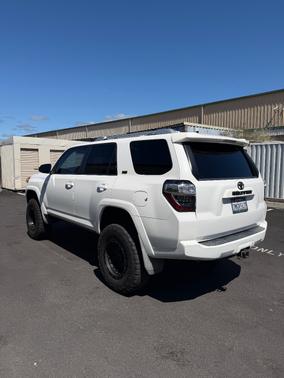 White 2015 Toyota 4Runner SR5