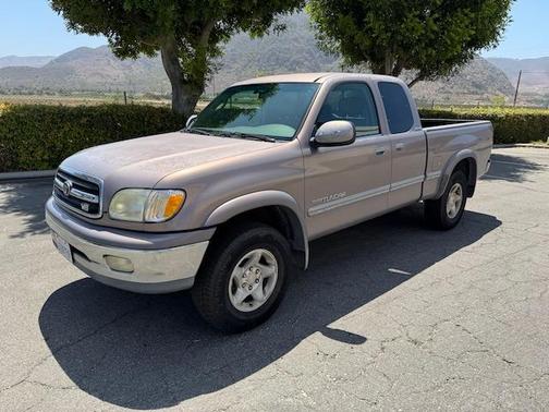Gray 2002 Toyota Tundra Limited Access Cab