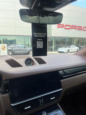 White 2021 Porsche Cayenne Cayenne