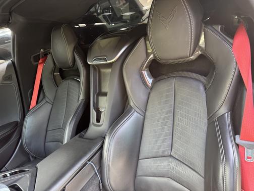 2021 Chevrolet Corvette Stingray w/2LT