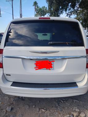 2012 Chrysler Town & Country Touring