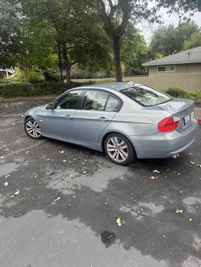 Silver 2006 BMW 325 i