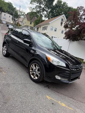 Black 2014 Ford Escape SE