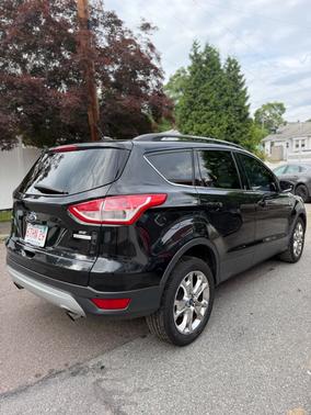 Black 2014 Ford Escape SE