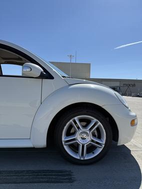 2004 Volkswagen New Beetle GLS