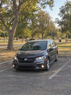 Brown 2019 Honda Odyssey EX-L