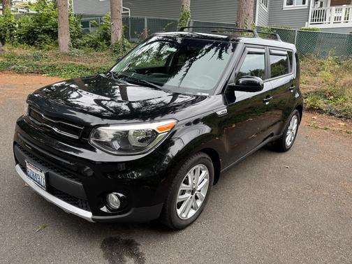 2017 Kia Soul +