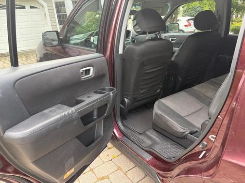 Red 2011 Honda Pilot LX