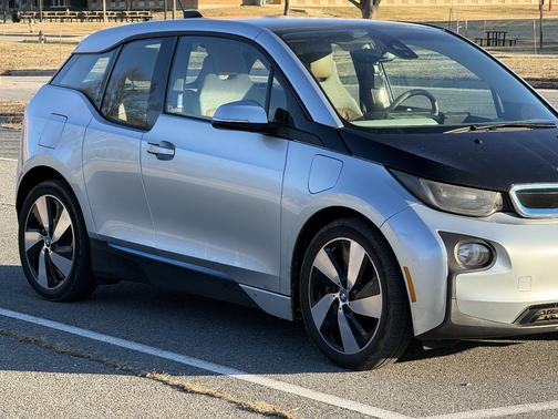 2014 BMW i3 Base w/Range Extender