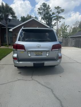 Silver 2015 Lexus LX 570 Base