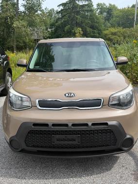 Brown 2016 Kia Soul Base