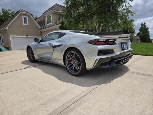 2023 Chevrolet Corvette Z06 w/2LZ